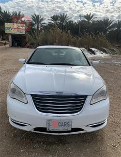 کرایسلەر 200